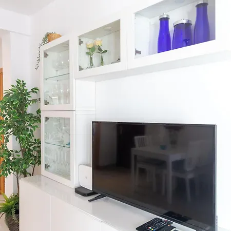 El Embrujo De La Caleta By Gades Gestion