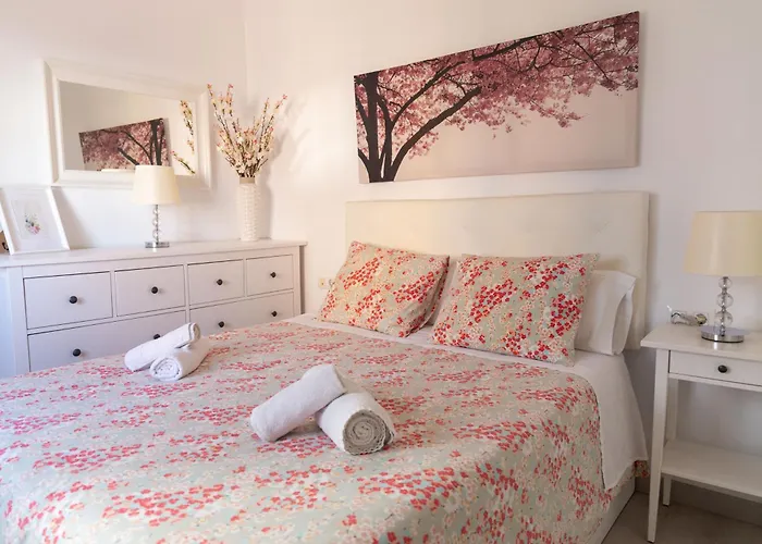 Apartment El Embrujo De La Caleta By Gades Gestion *